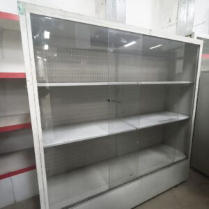Vitrina Exhibidora con Frente de Vidrio y Estantes